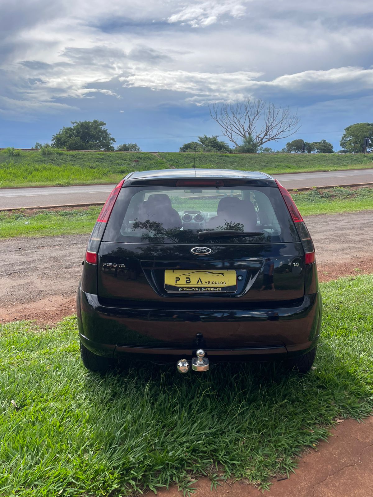 Fiesta hatch 1.6 - Imagem 6